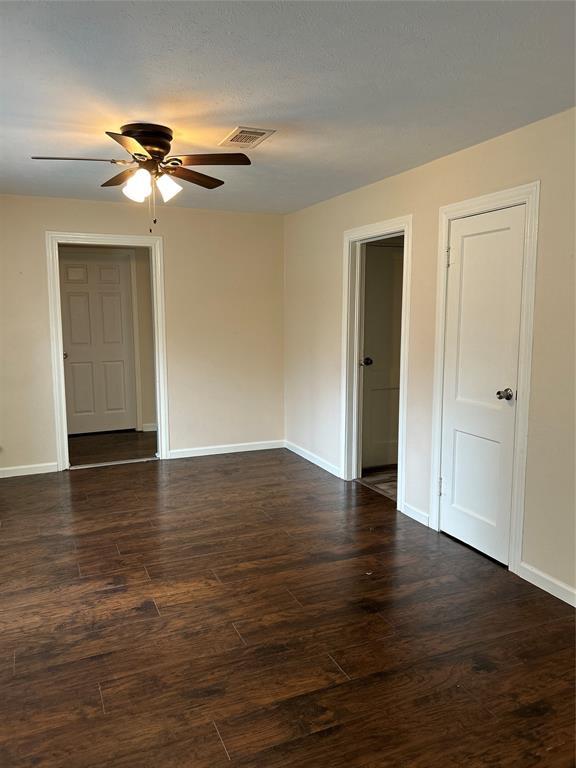 424 McCollum Dr Huntsville, TX 77340 photo 2