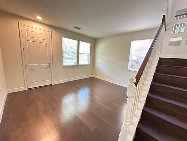 Beautiful Home in Dublin photo 2
