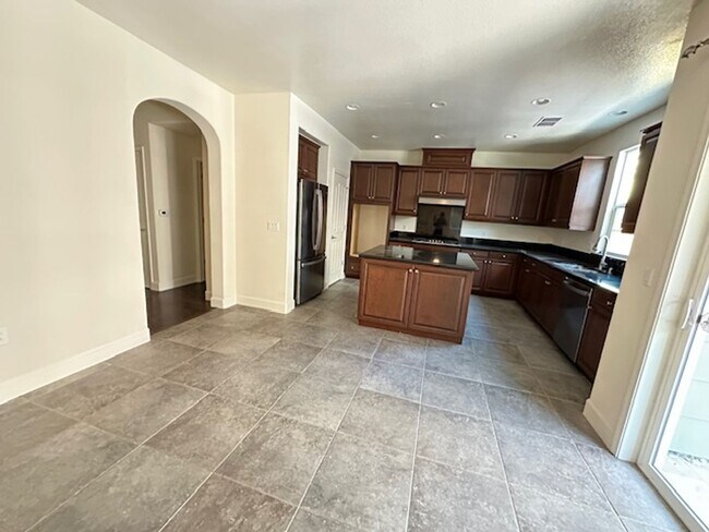 Beautiful Home in Dublin photo 4