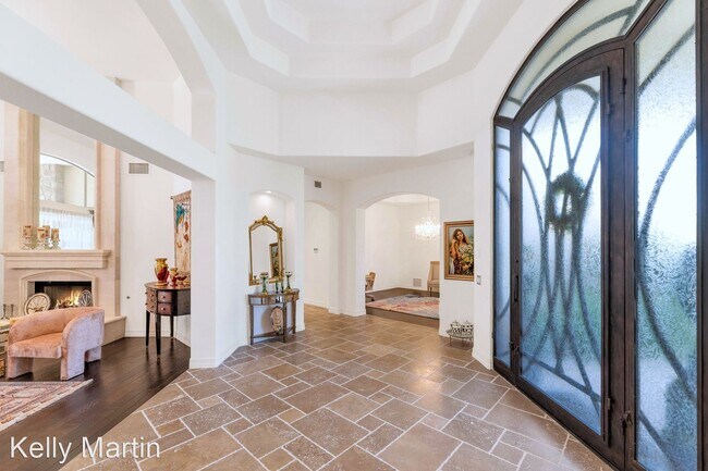 8501 N Pisado Bueno Paradise Valley, AZ 85253 photo 3