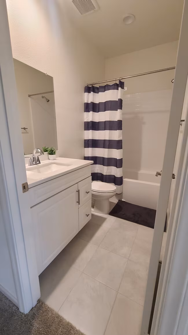 8383 Tahoe St Lemon Grove, CA 91945 photo 3