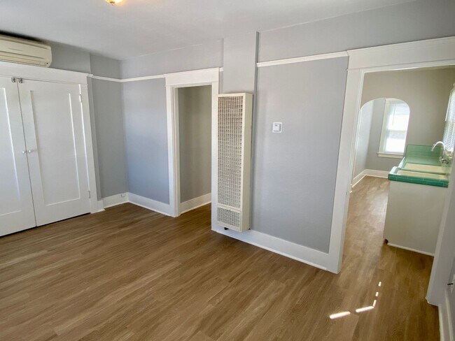 2315-2317 State St San Diego, CA 92101 photo 3