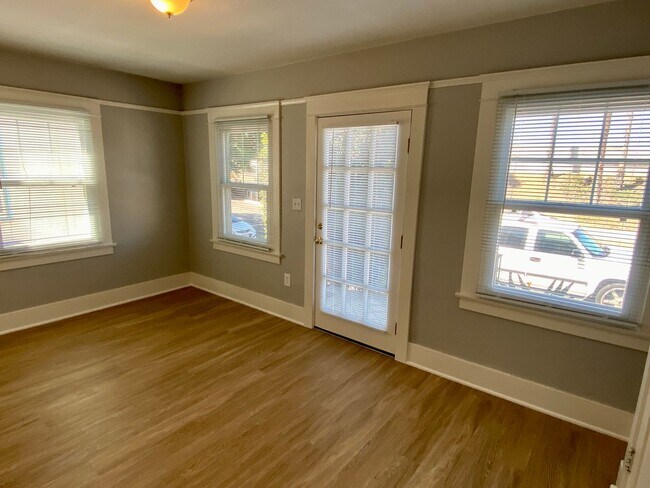 2315-2317 State St San Diego, CA 92101 photo 5