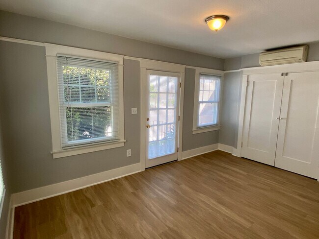 2315-2317 State St San Diego, CA 92101 photo 4
