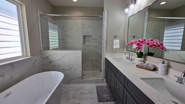 8326 Curry Road, Houston, TX 77093 photo 4