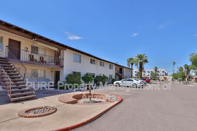 231 E 2nd Ave Mesa, AZ 85210