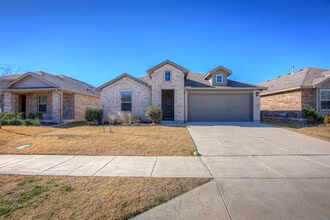 16513 Milwaukee St Justin, TX 76247 photo 2