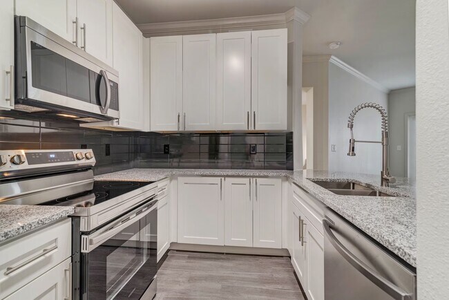 1200 Broadfield Boulevard, Houston, TX 77084 photo 2