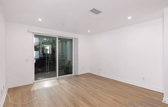525 Eleventh Ave San Diego, CA 92101 photo 5