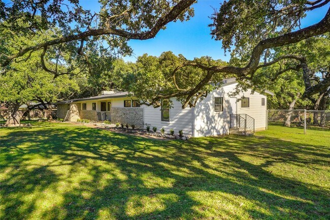 11409 Hunters Ln Austin, TX 78753 photo 3