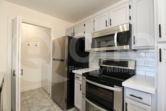 623 W Guadalupe Rd Mesa, AZ 85210 photo 5