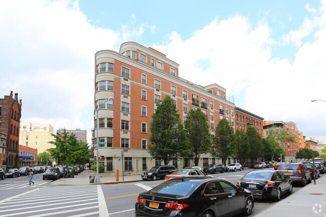 Rosa Parks Condominium photo 5
