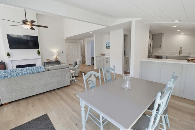 561 S Sierra Ave Solana Beach, CA 92075 photo 5