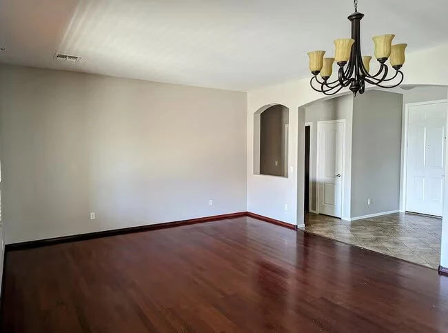 4937 W Desert Ln Phoenix, AZ 85339 photo 5