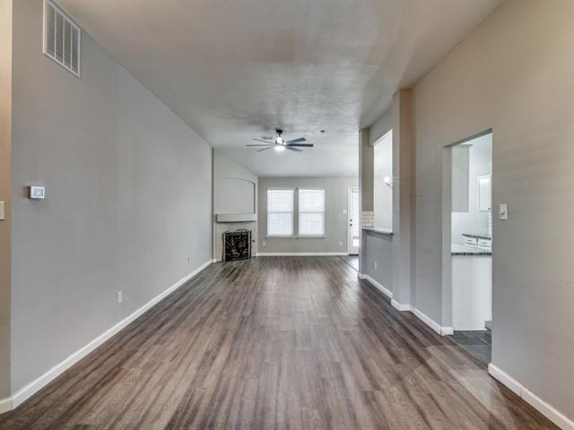 3306 Olympus Ct Corinth, TX 76210 photo 2