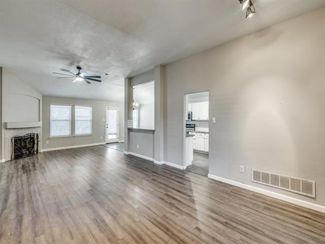 3306 Olympus Ct Corinth, TX 76210 photo 4