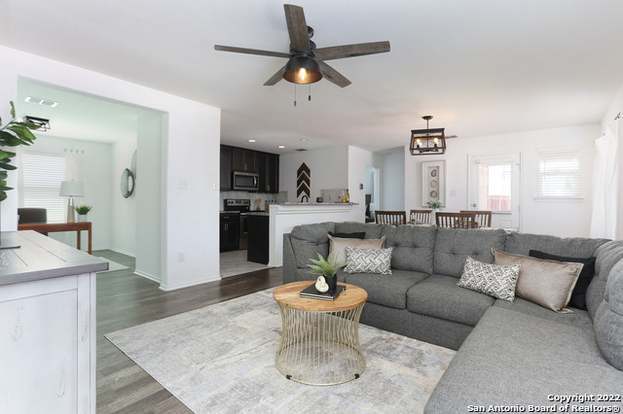 10003 Placid Bay San Antonio, TX 78245 photo 5
