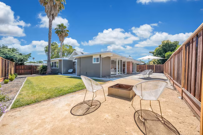 4131 Phoenix St Concord, CA 94521 photo 4