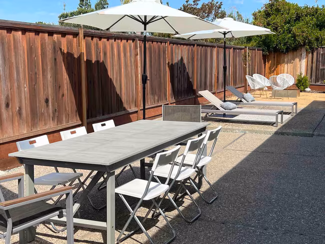 4131 Phoenix St Concord, CA 94521 photo 3