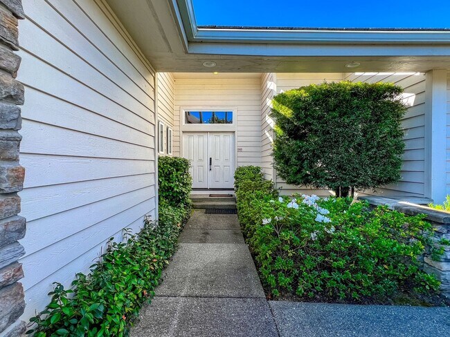 945 Augusta Cir Napa, CA 94558 photo 4
