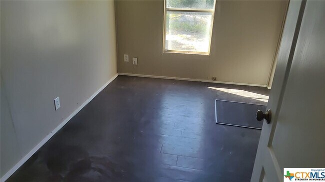 8926 Witter Ln Temple, TX 76502 photo 5