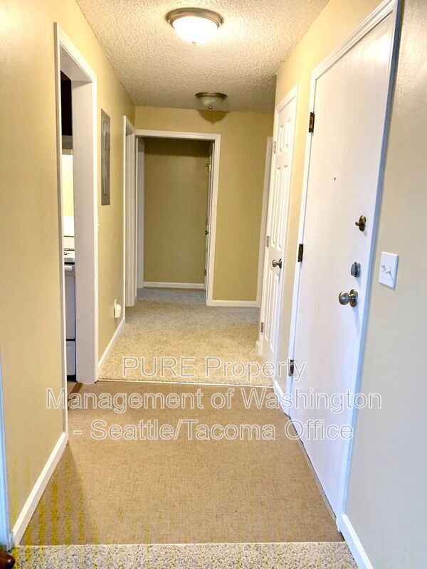 7919 35th Ave SW photo 5