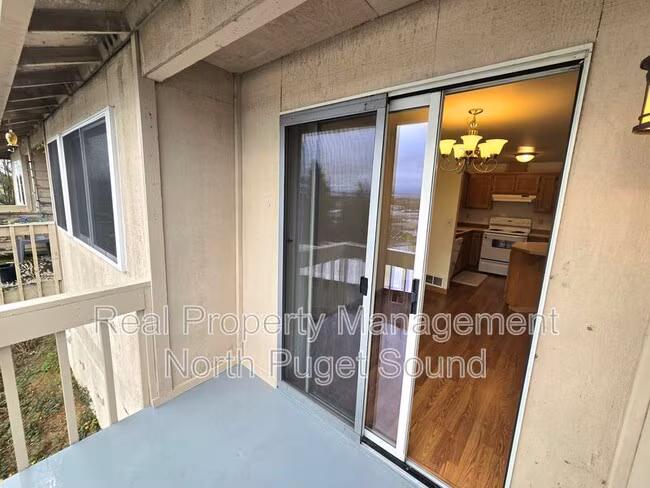 8326 Hennings Drive West, Stanwood, WA 98292 photo 3