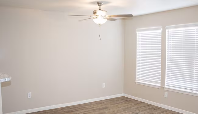 25000 FM 2100 Huffman, TX 77336 photo 2