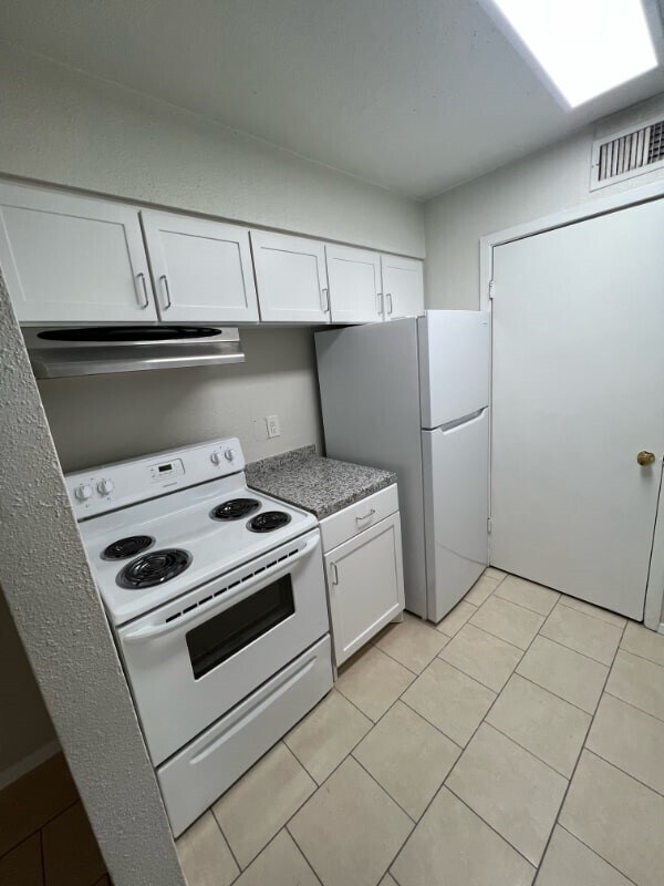 12651 Ashford Meadow Drive, Houston, TX 77082 photo 2