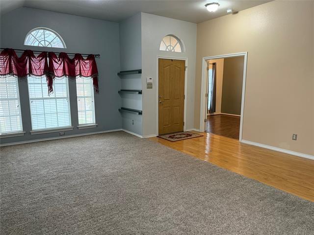 8617 Shadow Trace Drive, Fort Worth, TX 76244 photo 5