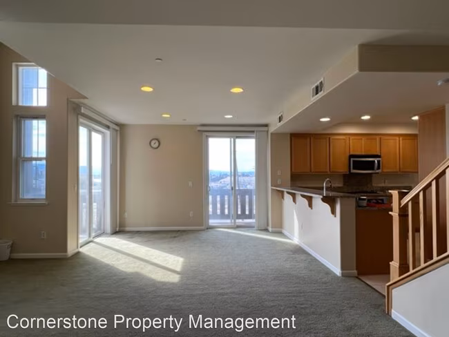 673 Modern Ice Dr San Jose, CA 95112 photo 3