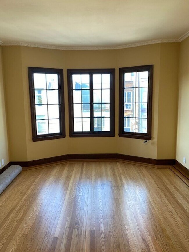 2425 Greenwich Street, San Francisco, CA 94123 photo 5