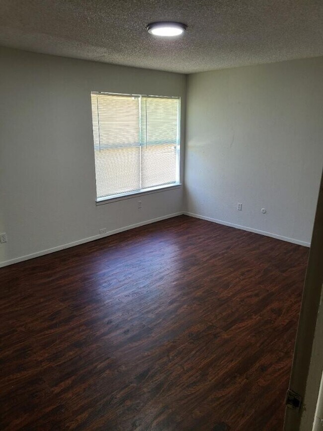 3117 Las Vegas Trail Fort Worth, TX 76116 photo 4