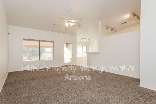 4056 E Cholla Canyon Dr photo 3