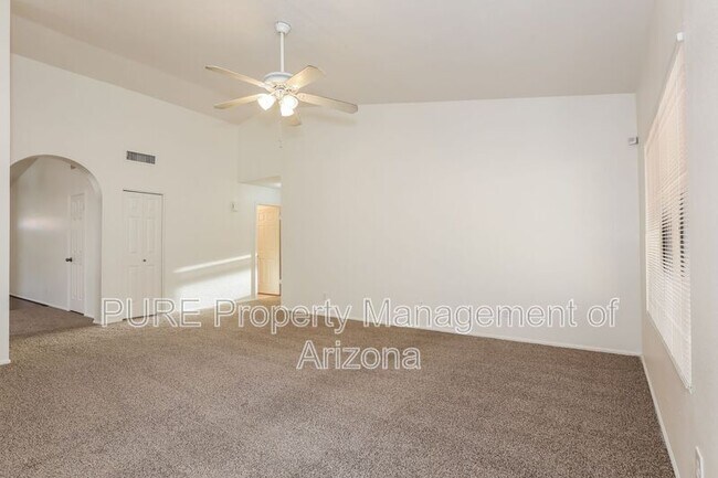 4056 E Cholla Canyon Dr photo 4