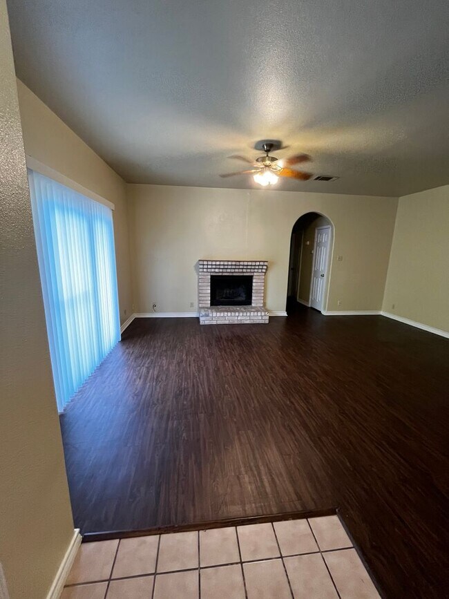 2601 Alcott Ln Austin, TX 78748 photo 3