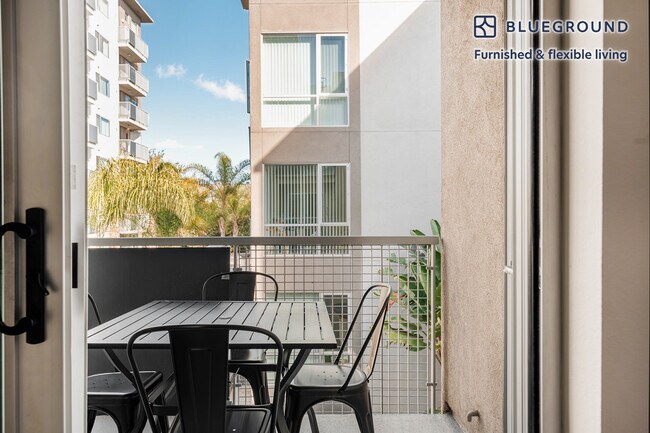 550 Moreland Way Santa Clara, CA 95054 photo 5