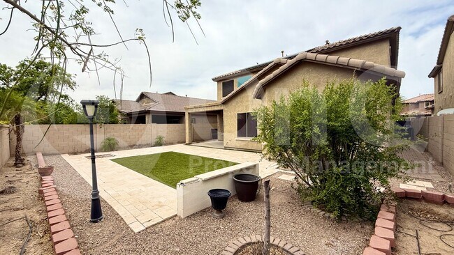 10741 W Yearling Rd Peoria, AZ 85383 photo 3