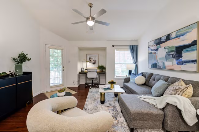 Kensington by the Vineyard Apartments photo 2
