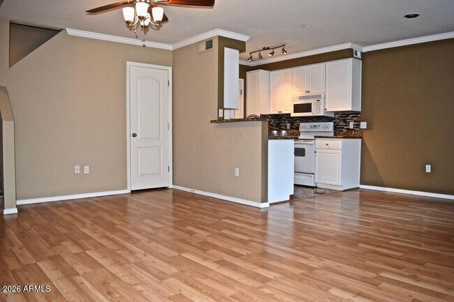 1701 E Colter St Phoenix, AZ 85016 photo 4