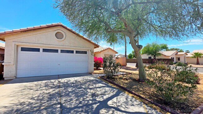 16197 W Washington St Goodyear, AZ 85338 photo 4