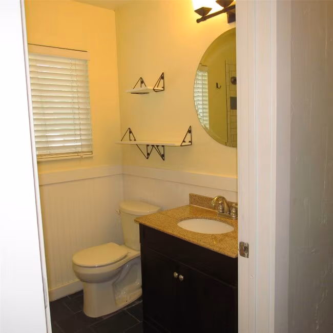 1200 Brentwood St Austin, TX 78757 photo 5