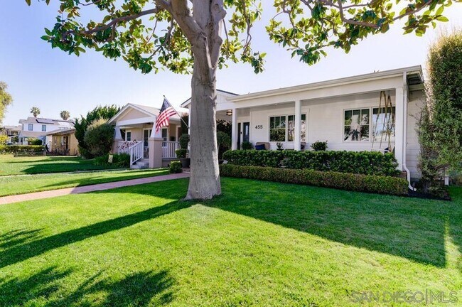 455 J Ave Coronado, CA 92118 photo 4