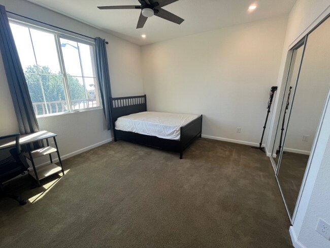 3776 Pintail Dr photo 2