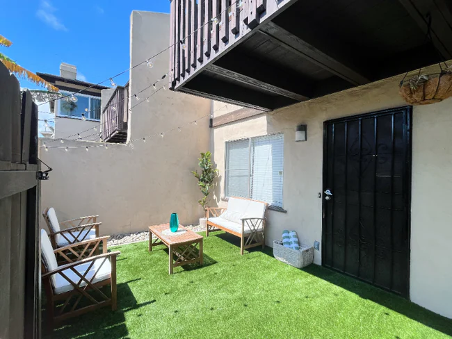 1070 Grand Ave San Diego, CA 92109 photo 3
