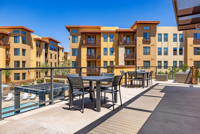 IMT Desert Ridge photo 3