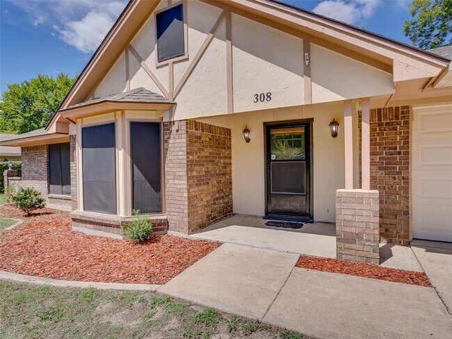 308 Hidden Valley Dr Aledo, TX 76008 photo 2