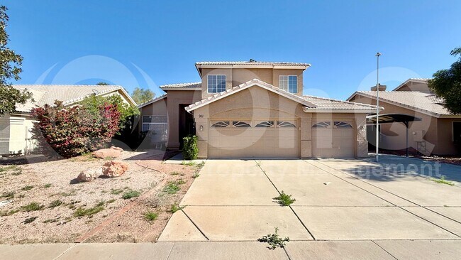 951 N Kenwood Ln photo 2