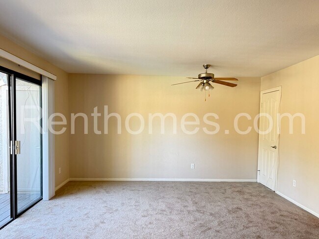 14912 Av. Venusto San Diego, CA 92128 photo 3