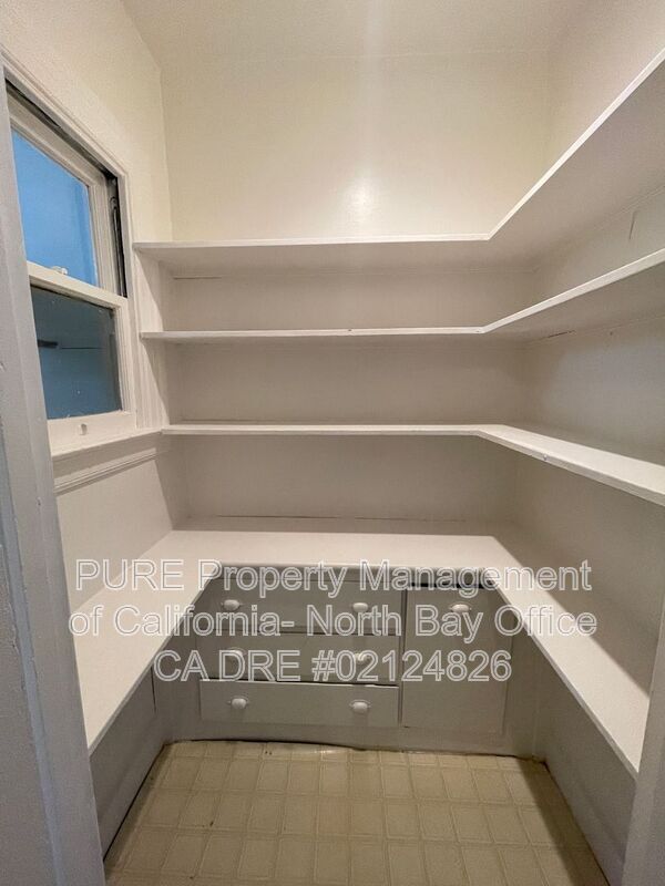 33 27th St San Francisco, CA 94110 photo 5